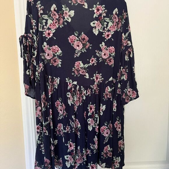 Altar’d state boho cottagecore FLORAL FLARE SLEEVE mini dress - Picture 5 of 12